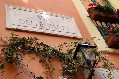 Via Delle Yapıştır - sokak imzala Roma, İtalya