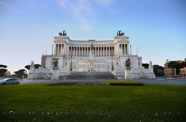 O Monumento de Victor Emmanuel II, Praça Venezia, em Roma, It — Fotografia de Stock