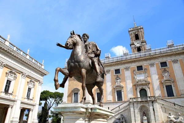 Heykel Marco Aurelio Roma, İtalya — Stok fotoğraf