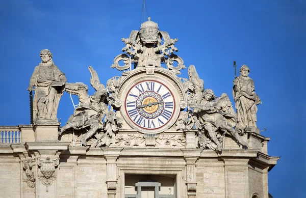 St. Peter's Basiliek. Vaticaanstad, Rome, Italië — Stockfoto