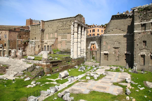 Das Forum des Augustus in Rom, Italien — Stockfoto