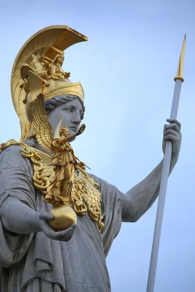 Estátua de Pallas Athena em Viena, Áustria — Fotografia de Stock