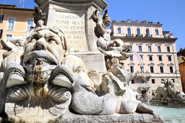 Fontana del Πάνθεον στη Ρώμη, Ιταλία — 图库照片