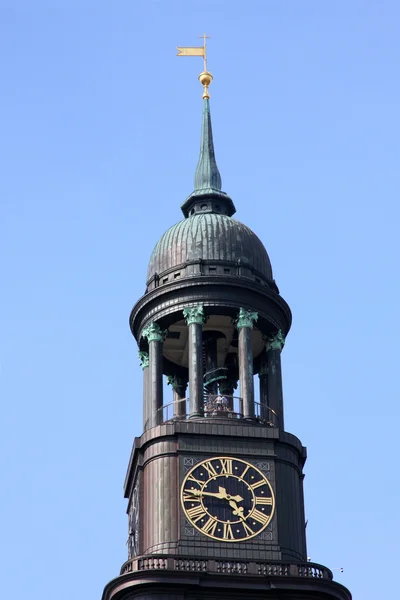 Kostel St. Michael (Sankt Michaelis) v Hamburku, Německo — Stock fotografie