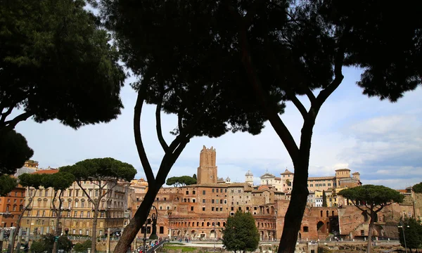 Trajanmarkt (mercati traianei) in rom, italien — Stockfoto