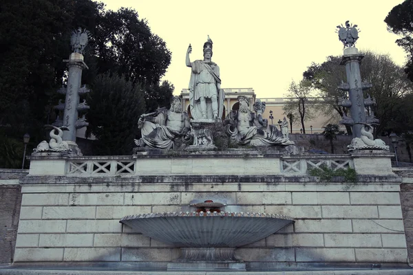 Fonte de Dea di Roma em Roma, Itália — Fotografia de Stock