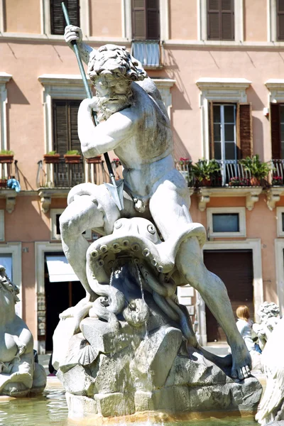 Piazza Navona, Neptunbrunnen in Rom, Italien — Stockfoto