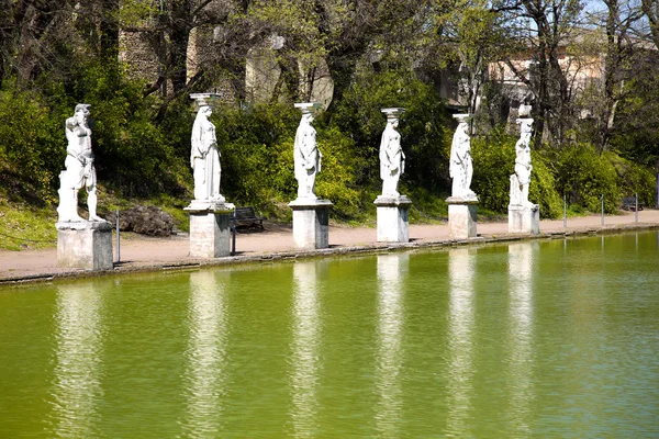 Antichi ruderi di Villa Adriana, Canopo , — Foto Stock