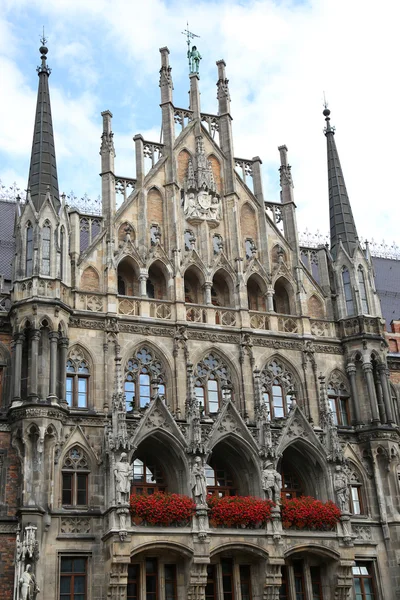 Ayuntamiento (Rathaus) en Marienplatz, Múnich, Alemania — Foto de Stock