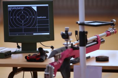 havalı tüfek ve 10m hedef monitör