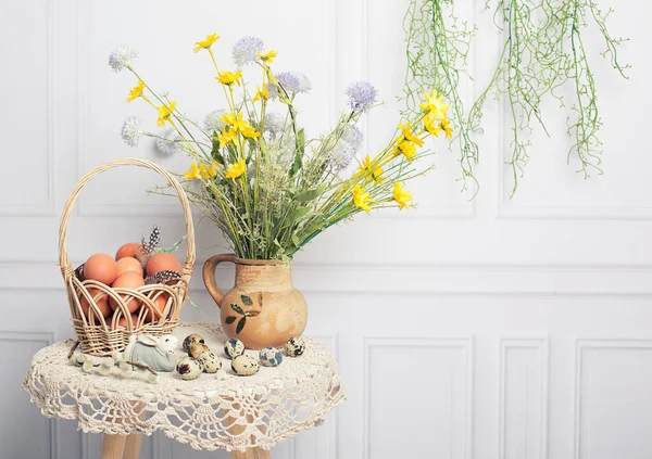 Pasen Achtergrond Paaseieren Bloemen Stockfoto