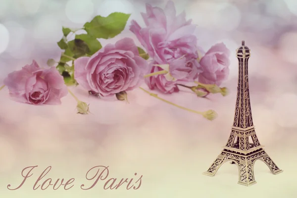 Fundo rosa vintage com rosas e torre Eiffel — Fotografia de Stock