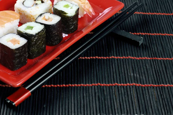 Sushi de mariscos japoneses —  Fotos de Stock