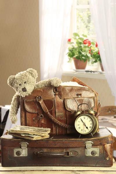 Old suitcase in retro style — Stock Photo, Image