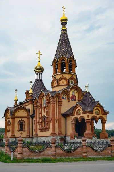 Den ortodoxa kyrkan i byn Srostki — Stockfoto