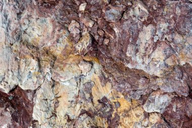 Artyshta, Kemerovo bölgesi-Kuzbass yakınlarındaki eski bir mermer ocağının gelişimi sırasında taş dokusu