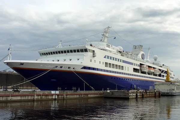 St. Petersburg, cruise liner yatak — Stok fotoğraf