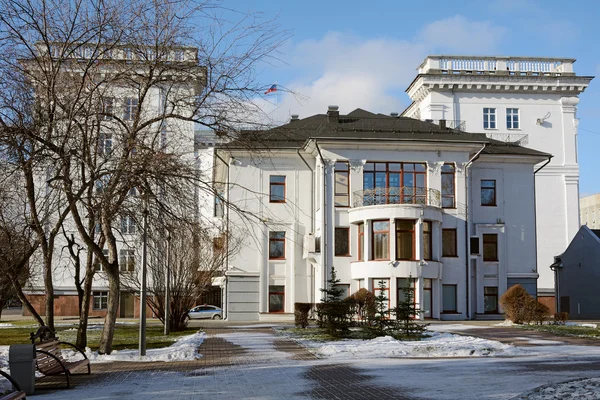 Kemerovo, edificio de la administración de la región de Kemerovo — Foto de Stock