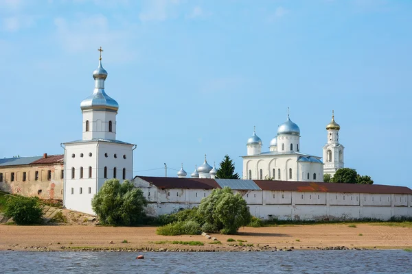 Новгород великого, монастир Святого Георгія — стокове фото