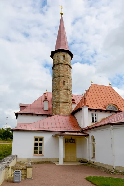 Gatchina, Prioratsky Palace yard — Stockfoto