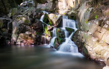 Macaristan'da küçük cascades
