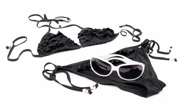 Bikini nero con occhiali da sole — Foto Stock