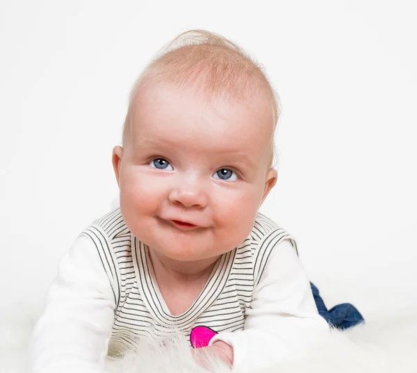 Bonito bebê menina isolado — Fotografia de Stock