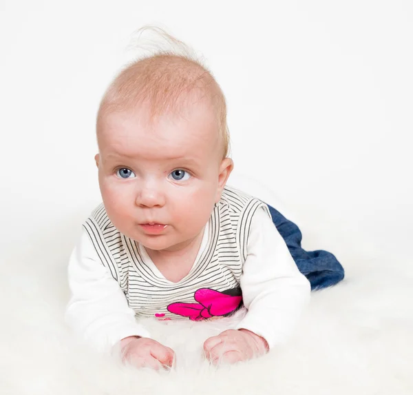 Bonito bebê menina — Fotografia de Stock