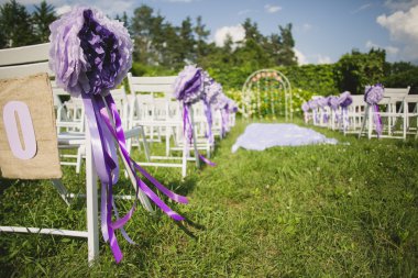 Güzel bir düğün çiçek süslemeleri