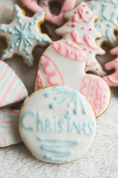 Hausgemachte Weihnachtsplätzchen - Lebkuchen — Stockfoto