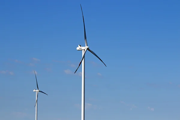 Wind turbines power and energy industry — Stock Photo, Image