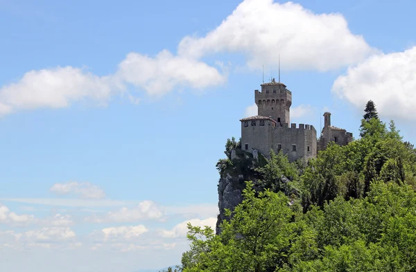 Segunda torre de la Cesta o Fratta San Marino Italia — Foto de Stock