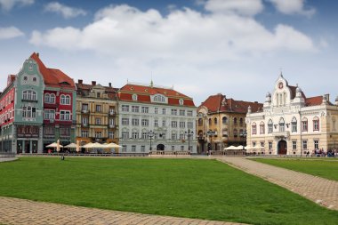 Eski renkli binalar Timisoara Romanya ile sendika kare
