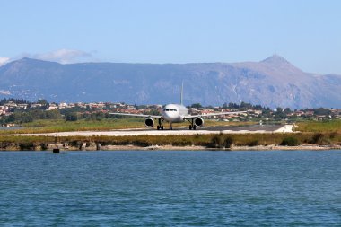 uçak Havaalanı: Korfu Adası Yunanistan