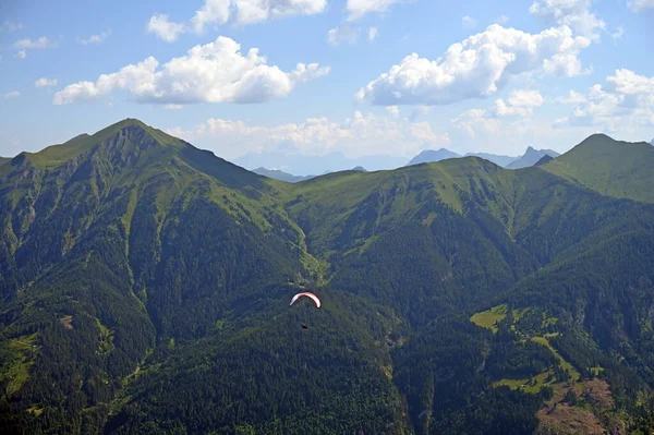 Paragliden Bergen Stubnerkogel Bad Gastein Oostenrijk — Stockfoto