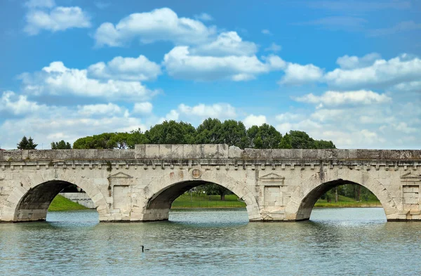 Starobylý Kamenný Most Tiberius Rimini Itálie — Stock fotografie