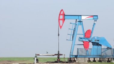 yağ pompası jack petrol sahası üzerinde