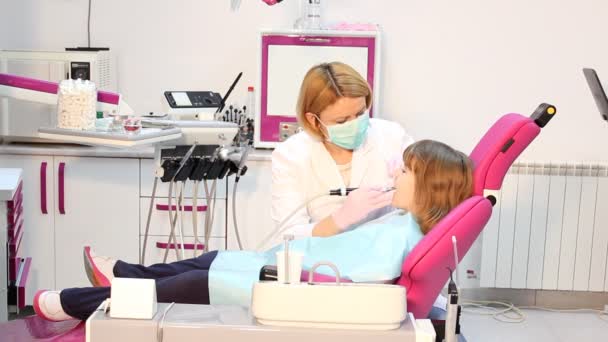 歯医者のドリルの穴あけ器 — ストック動画