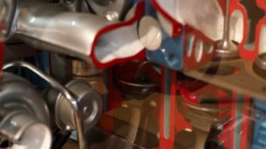 Araba motoru piston ve Vana