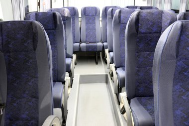 Yeni otobüs içinde