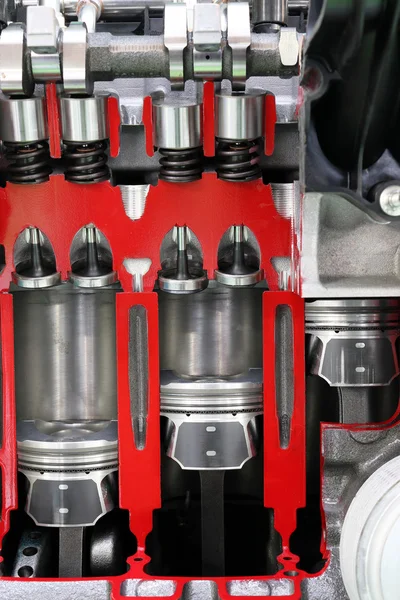 Pistonlar ve vanalar araba motoru detay — Stok fotoğraf