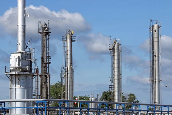 Petrochemické závody rafinérie průmyslová zóna — Stock fotografie