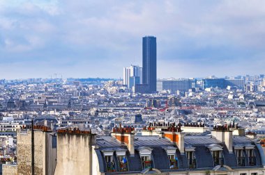 Montmartre 'den Paris' in panoramik manzarası, eski ve modern binalar, Paris, Fransa