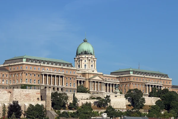 Königliche Burg Budapest ungarisches Wahrzeichen — Stockfoto