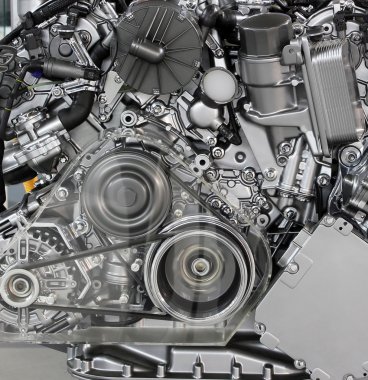 araba motoru ön görünüm detay