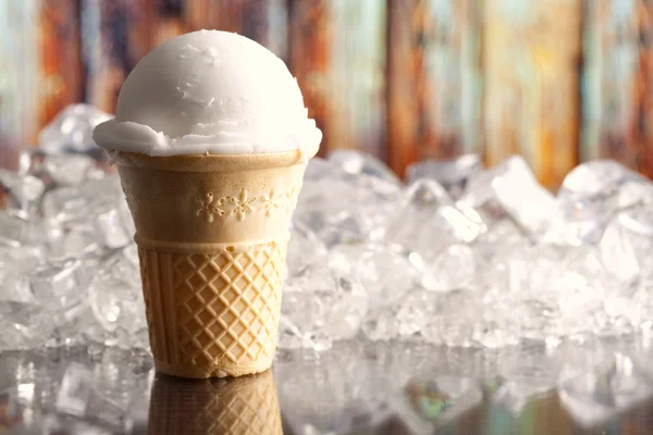 Helados y cubitos de hielo —  Fotos de Stock