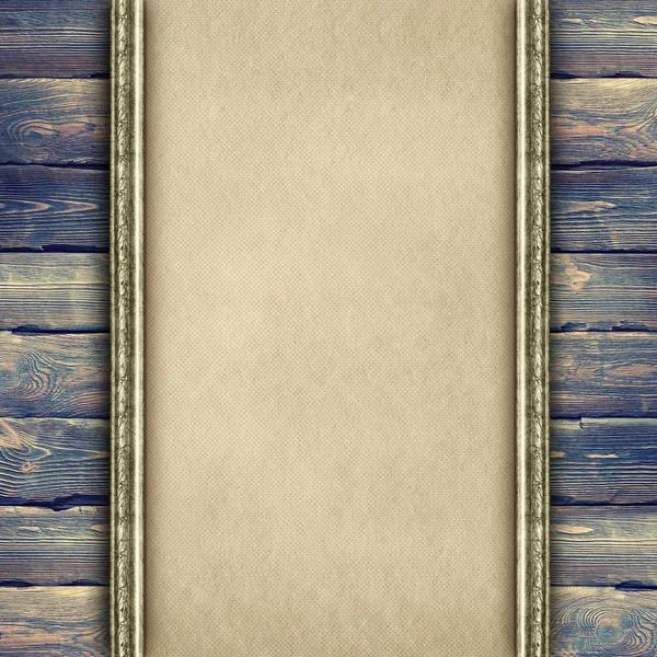 Handgeschept papier blad op oude houten plank muur achtergrond — Stockfoto