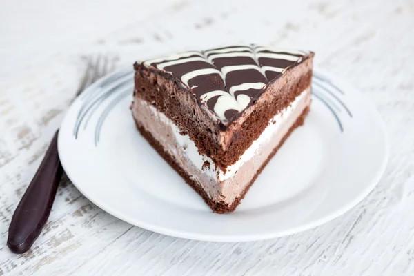 Rebanada de pastel de chocolate — Foto de Stock