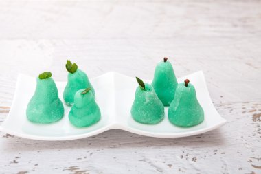 Türk lokumu ile yapılan şeker gibi armut