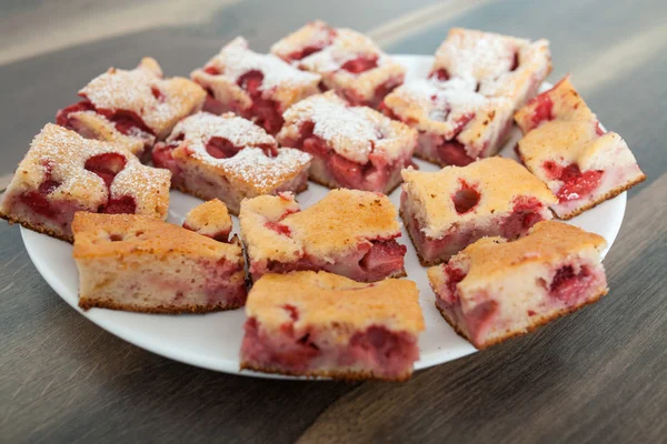 Gâteau aux fraises — Photo